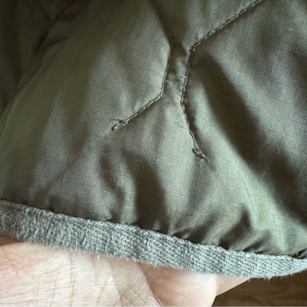 Stussy Men's Quilted Military Bomber Full Zip Up Jacket Olive Green size Large - Picture 9 of 10
